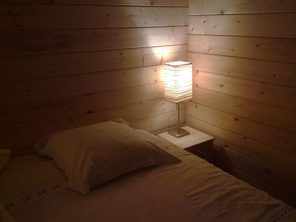 Gites De La Croisee Des Chemins - Piscine Chauffee - Spa, Hammam Et Sauna Izeaux Zimmer foto