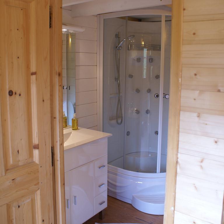 Gites De La Croisee Des Chemins - Piscine Chauffee - Spa, Hammam Et Sauna Izeaux Zimmer foto